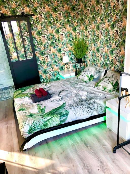 Le Led Room,Centre Ville Place De Parking Gratuite ซ็องส์ ภายนอก รูปภาพ