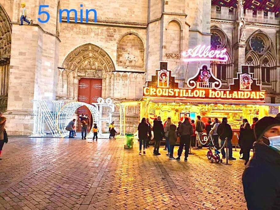 Le Led Room,Centre Ville Place De Parking Gratuite ซ็องส์ ภายนอก รูปภาพ